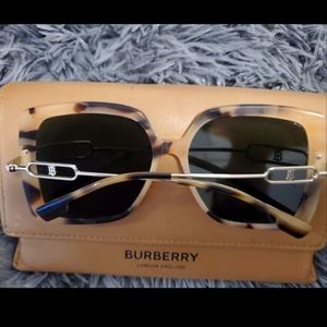 Burberry sunglasses